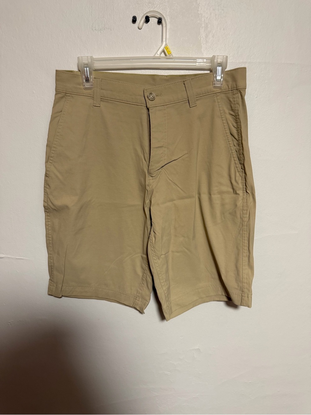 Eddie Bauer Tan Flat-Front Men's Shorts